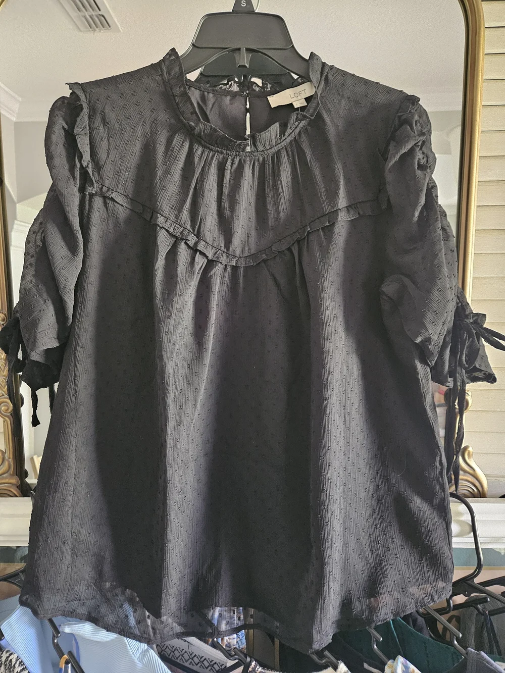 🖤 LOFT Black Swiss Dot Ruffle Blouse | NWT | Size Large